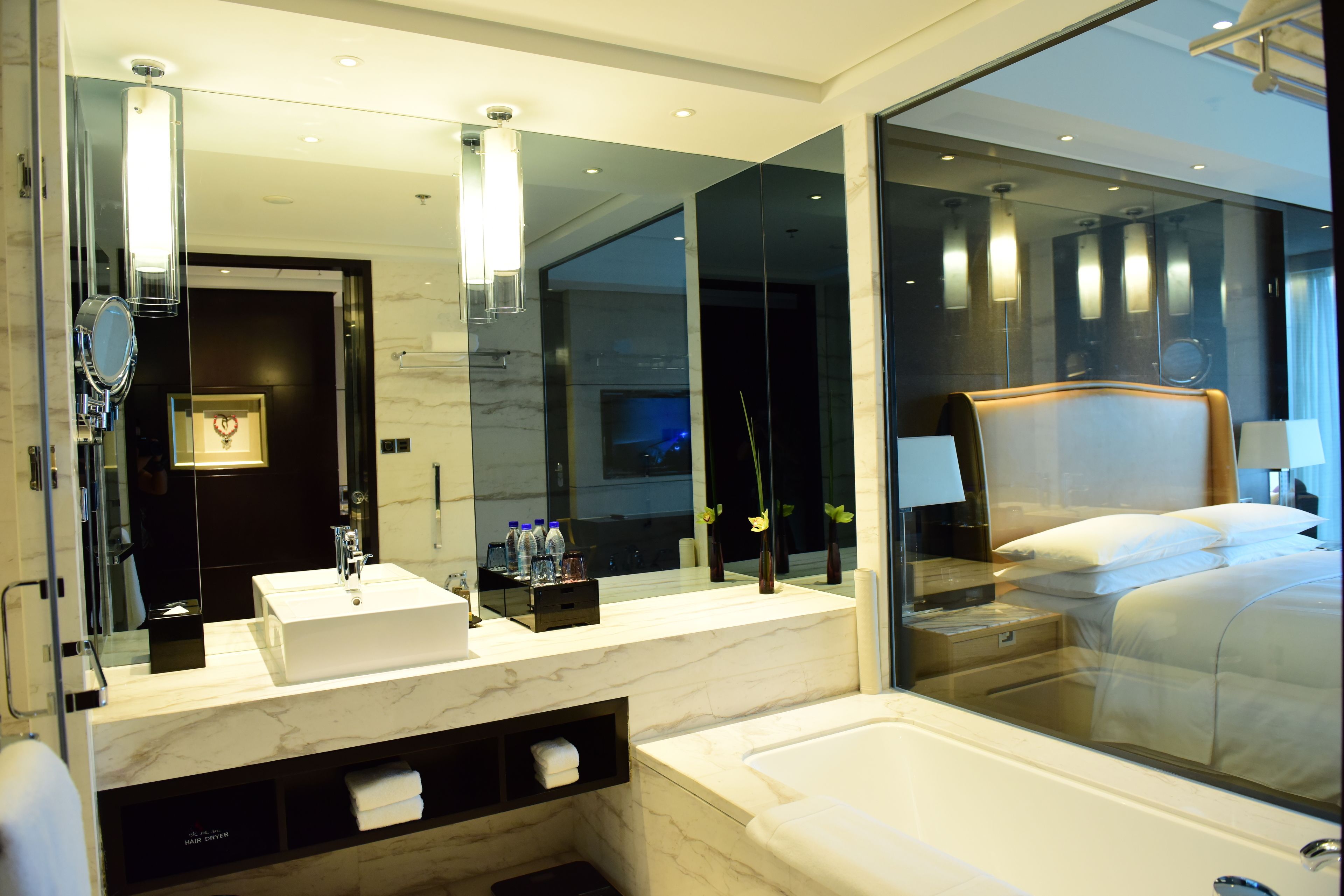 room, 1 king bed, city view | bathroom | separate bathtub and shower, deep-soaking bathtub, free toiletries