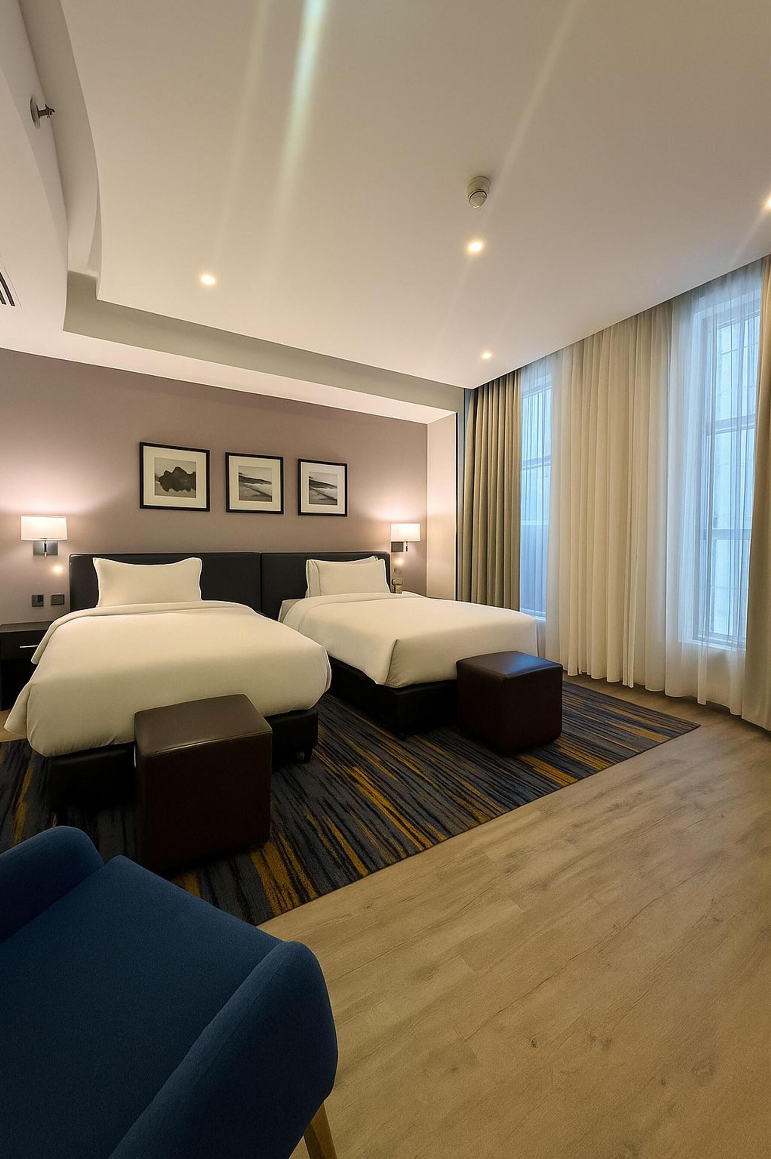 Free minibar, in-room safe, desk, laptop workspace