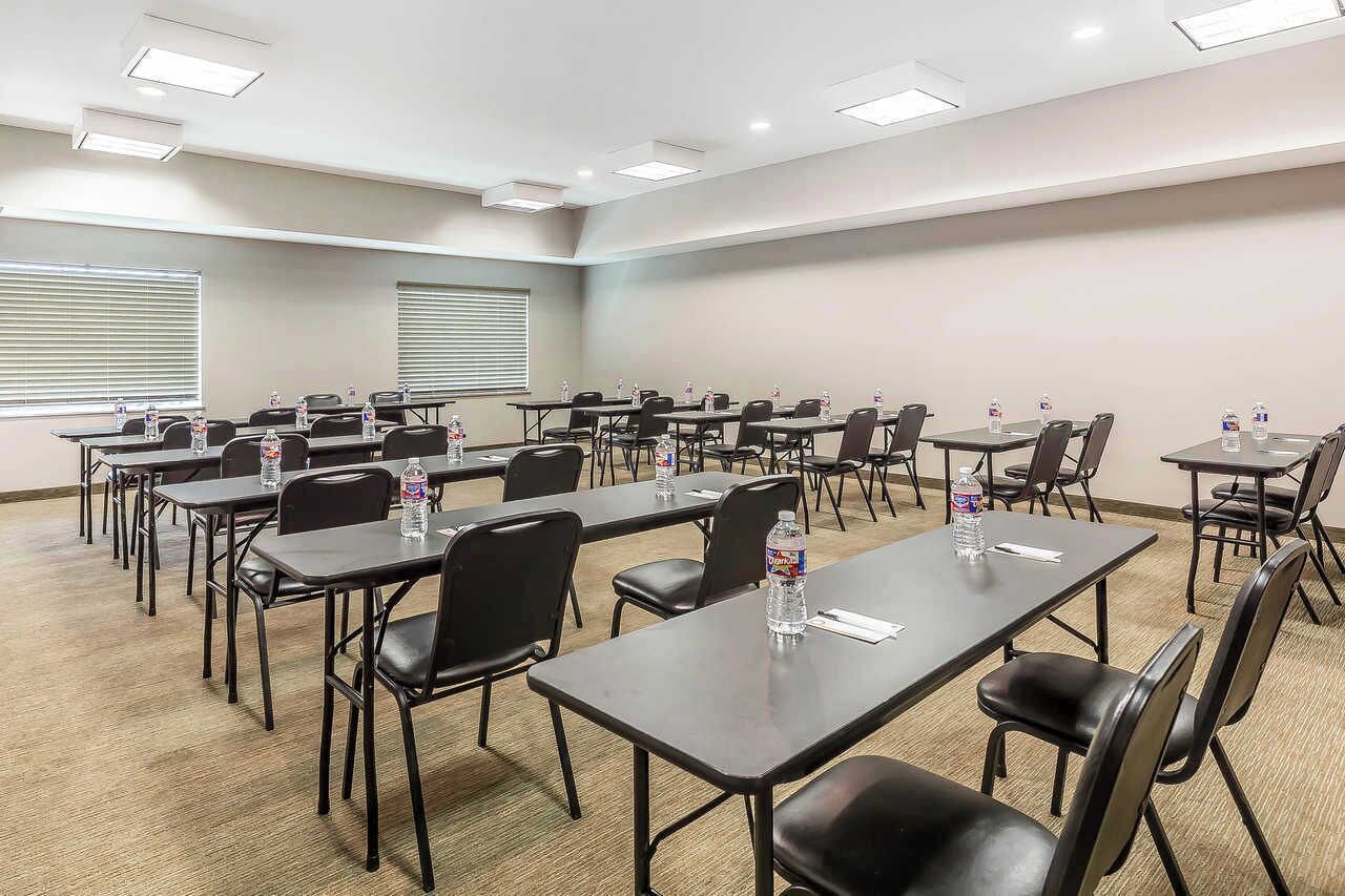 Photo - Ramada by Wyndham Houston Westchase