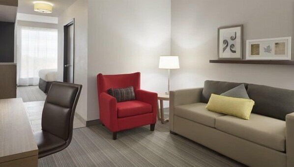 Literie de qualité supérieure, coffres-forts dans les chambres, bureau
