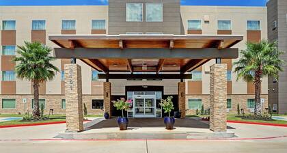 Ramada by Wyndham Houston Westchase