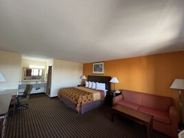 Escritorio, sistema de insonorización, wifi y ropa de cama 