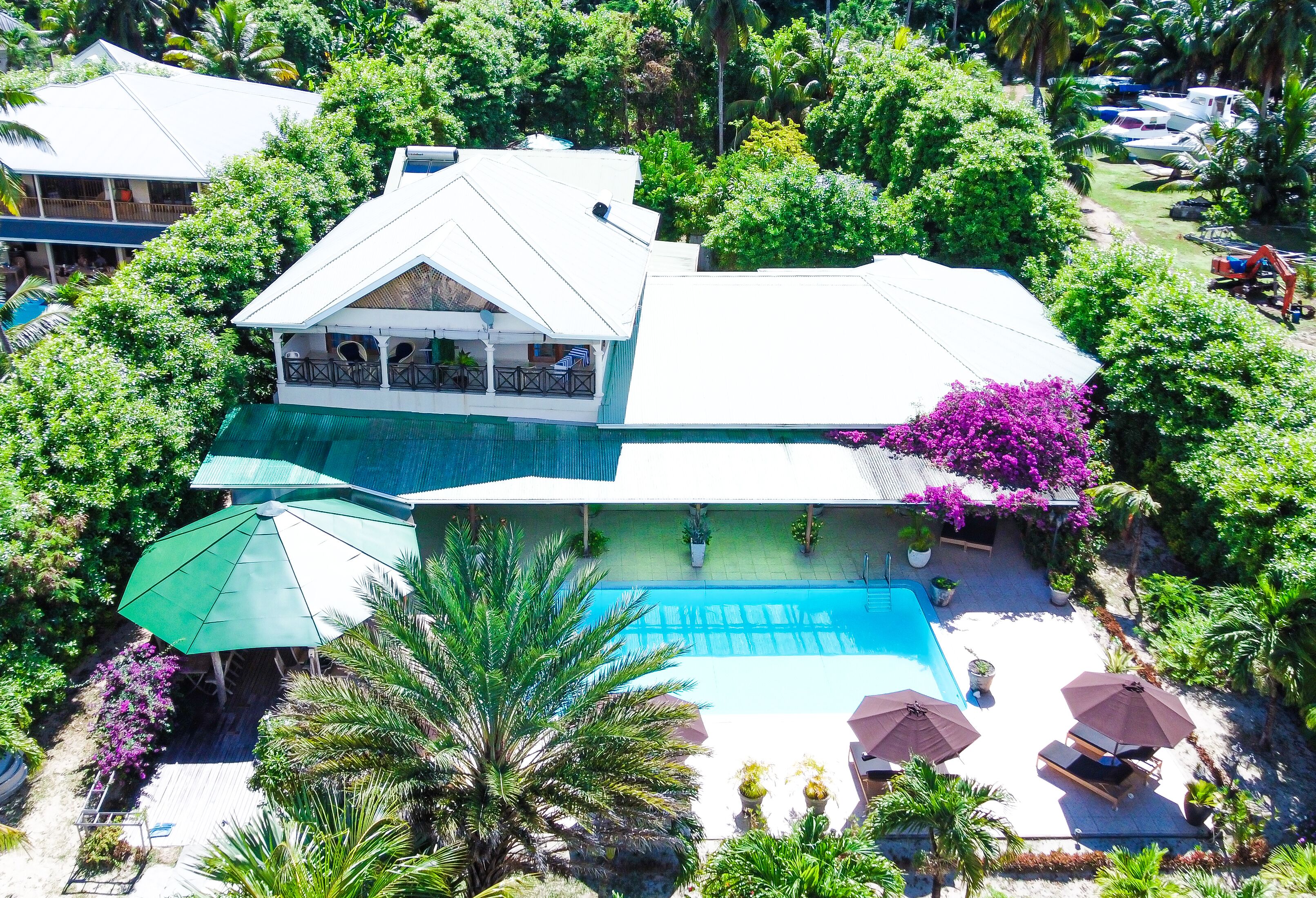 Photo - Villa De Cerf