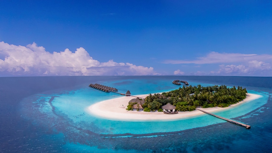 Angaga Island Resort & Spa