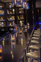 酒吧（店内）