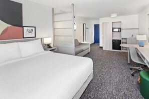 Studio, 1 Queen Bed | Living area - Spark by Hilton Rochester South (Rochester)