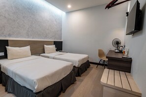 In-room safe, desk, iron/ironing board, free WiFi