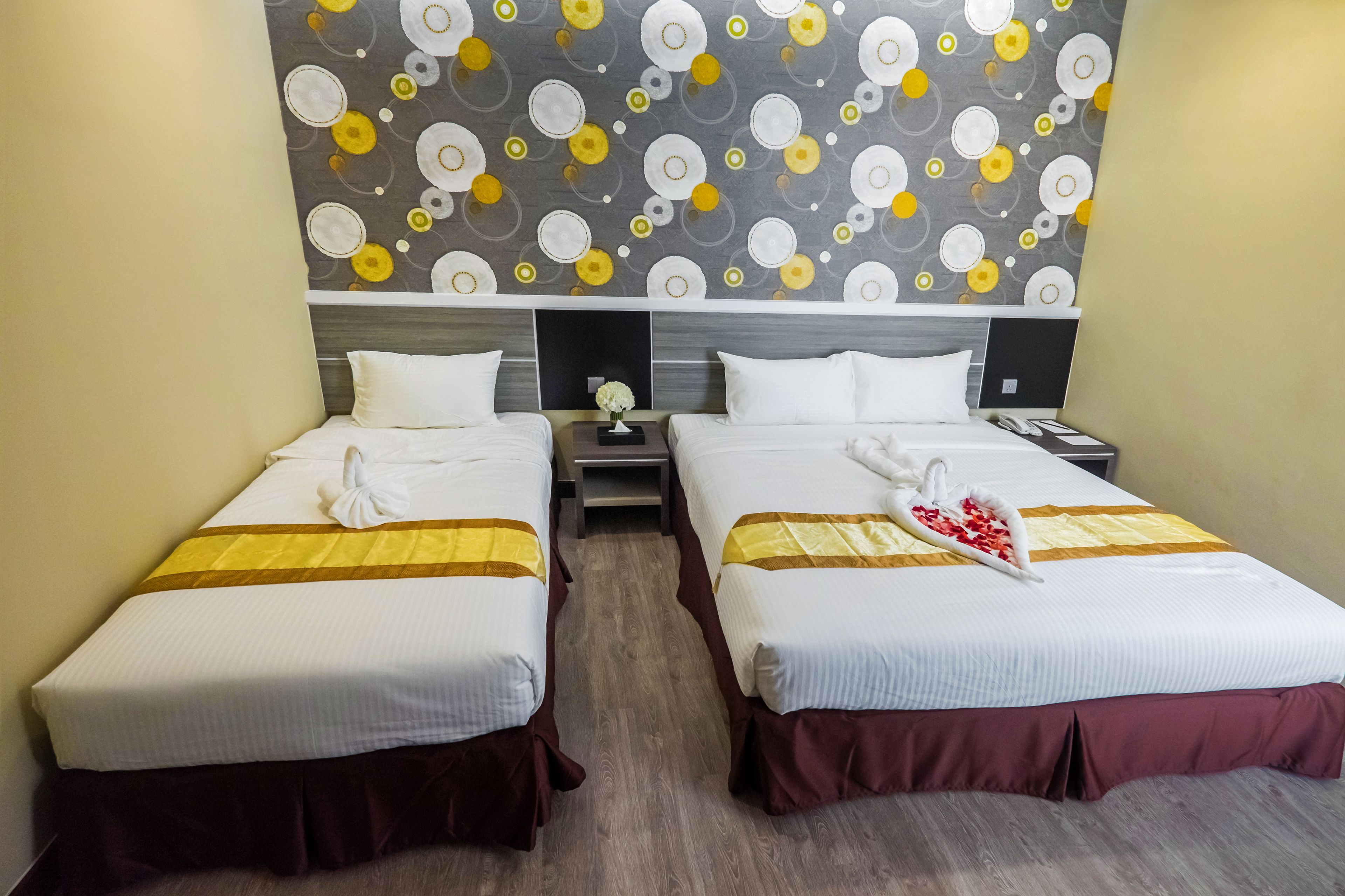 family triple room, 1 bedroom | in-room safe, desk, iron/ironing board, free wifi
