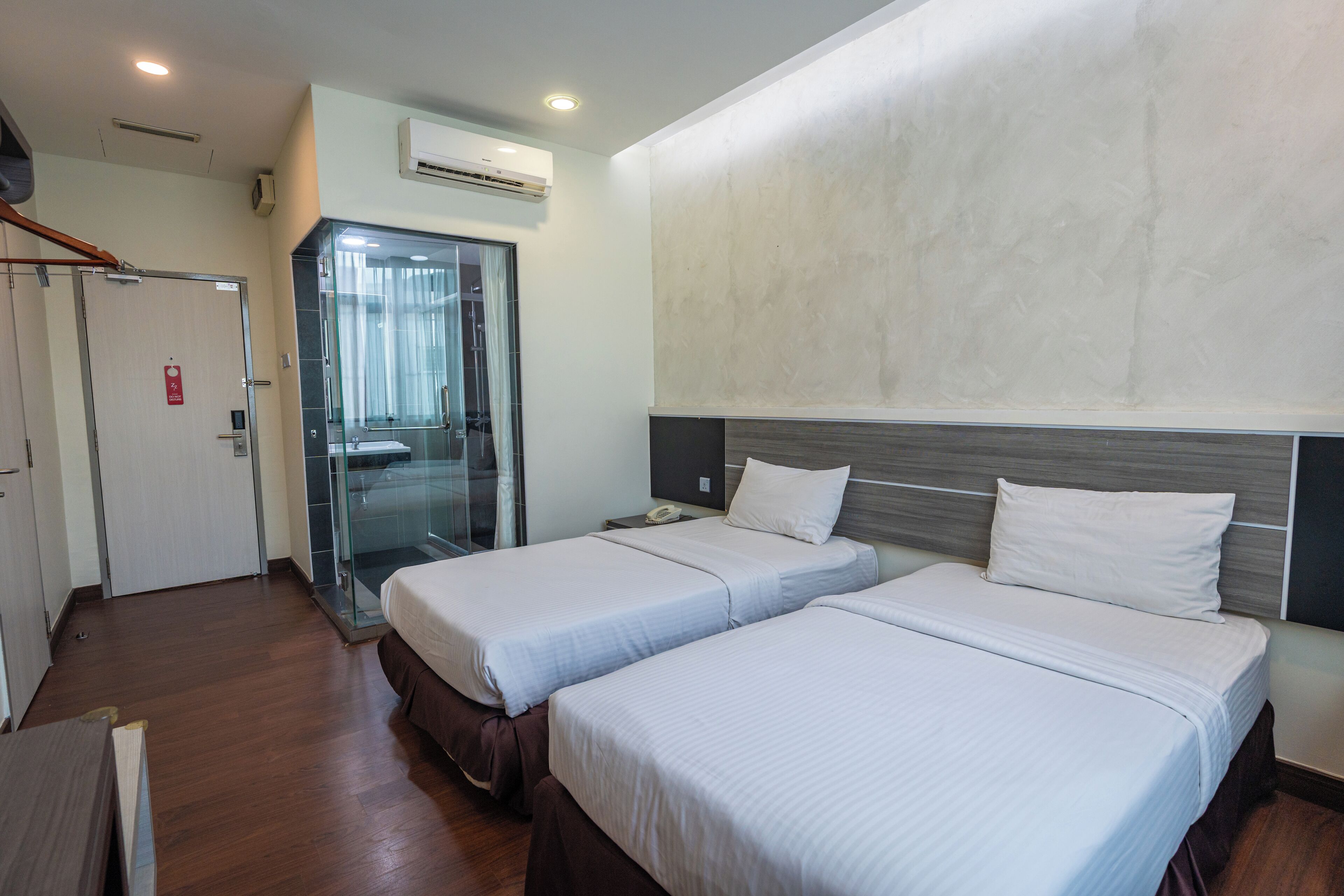 ห้องแฟมิลี่สำหรับสี่ท่าน, 2 ห้องนอน | ตู้นิรภัยในห้องพัก, โต๊ะทำงาน, เตารีด/โต๊ะรีดผ้า, Wi-Fi ฟรี