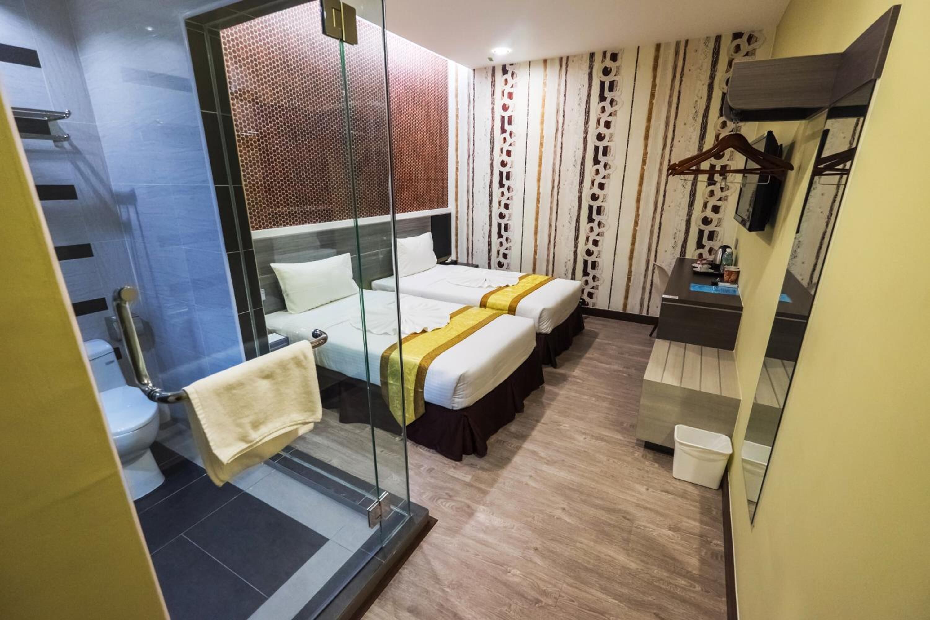 in-room safe, desk, iron/ironing board, free wifi