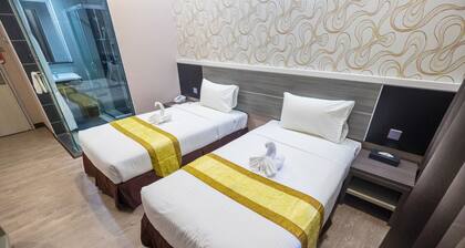Indra Hotel
