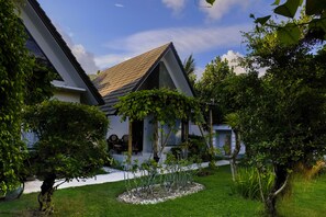 Bungalow, 1 très grand lit