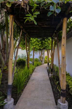 Bungalow, 1 très grand lit