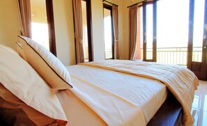 In-room safe, desk, free WiFi - Ubud Canti Accommodation (Ubud)