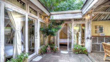 1 Bedroom Deluxe with Private Pool