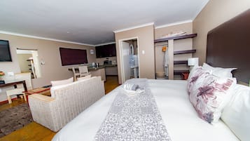Zimmer (King) | 1 Schlafzimmer, hochwertige Bettwaren, Schreibtisch, kostenloses WLAN