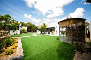 Exterior - Kleinplasie Guesthouse (Nama Khoi)