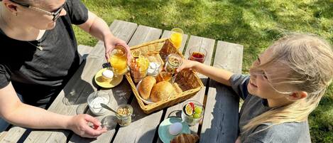 Breakfast meal