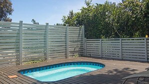 Outdoor pool - Oaklands on the Knoll (Knysna)