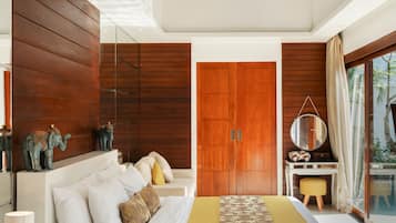 Romantische villa, 1 slaapkamer, privézwembad | Een minibar, een kluis op de kamer, individueel gedecoreerd