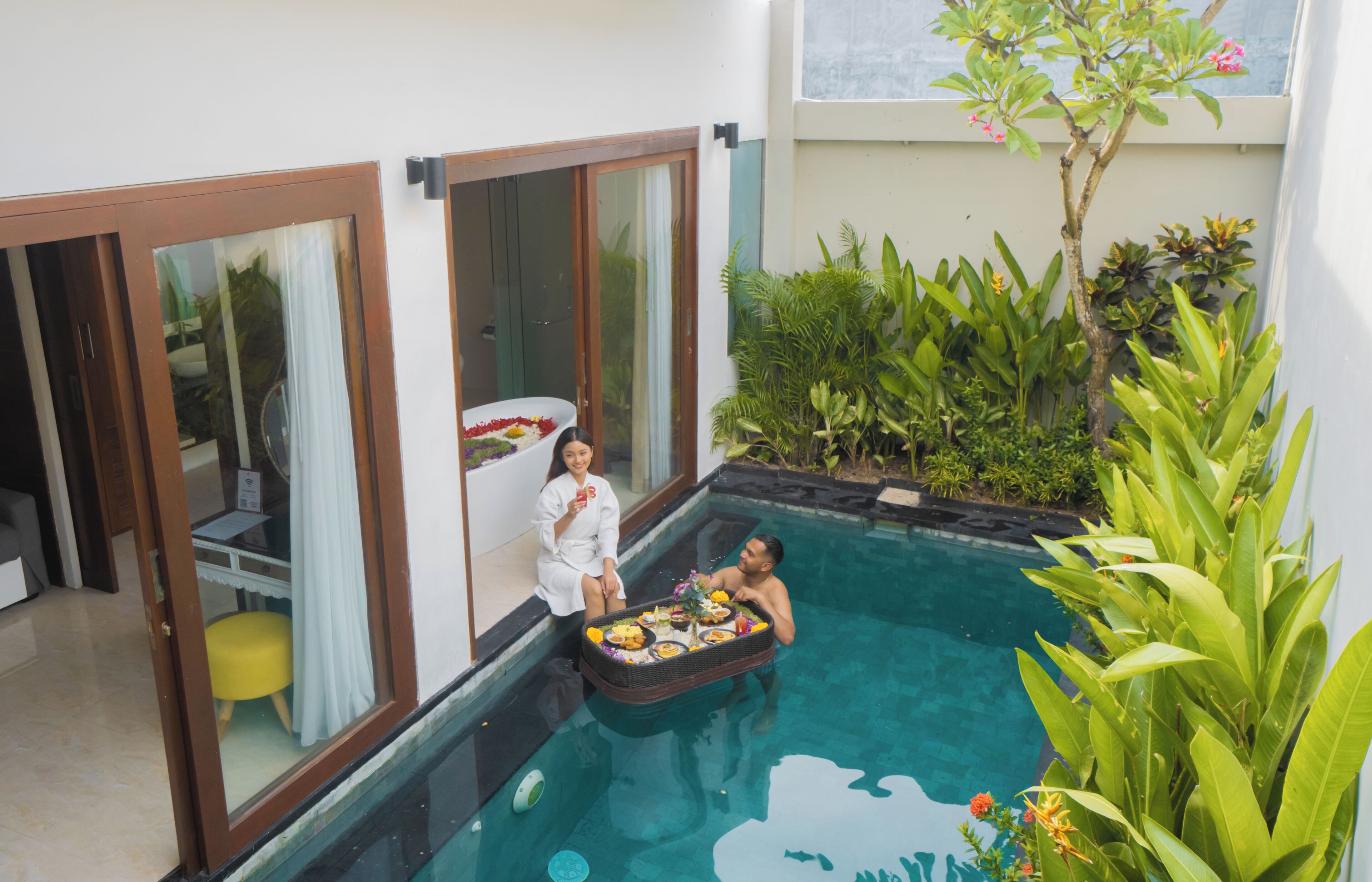 Thức ăn và đồ uống