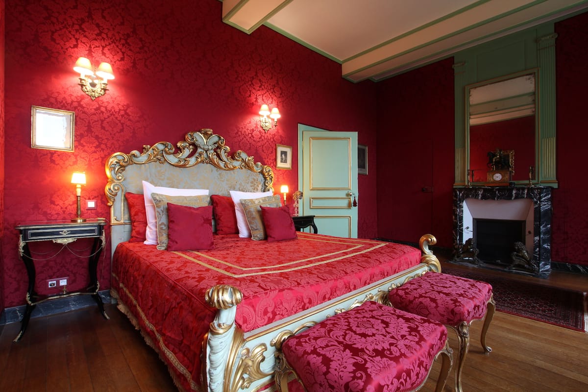 Baroque Room | 1 bedroom, premium bedding, individually decorated, desk