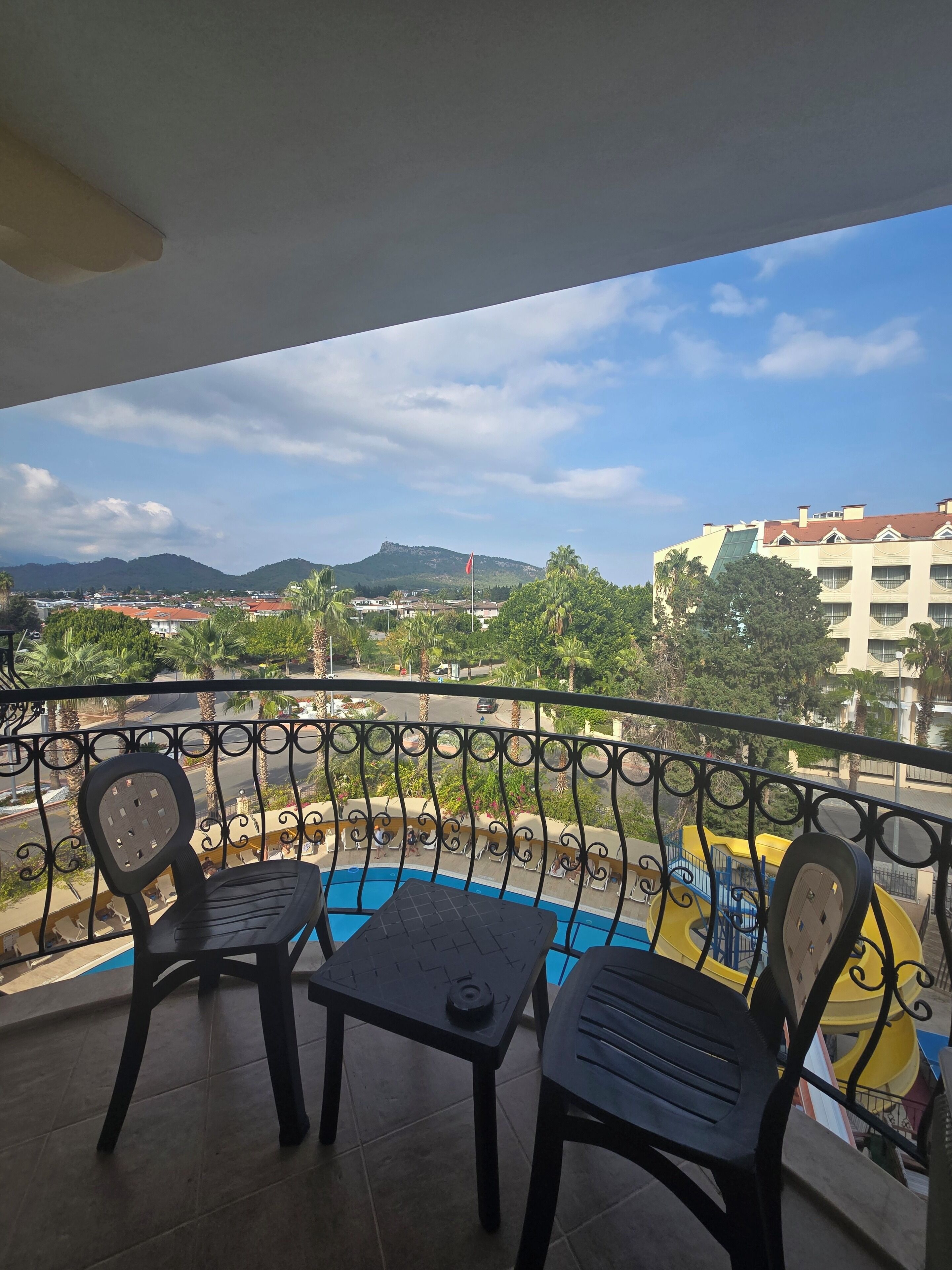 Phòng đôi hoặc 2 giường đơn Tiêu chuẩn | Bộ đồ giường cao cấp, minibar, bàn, phòng cách âm 