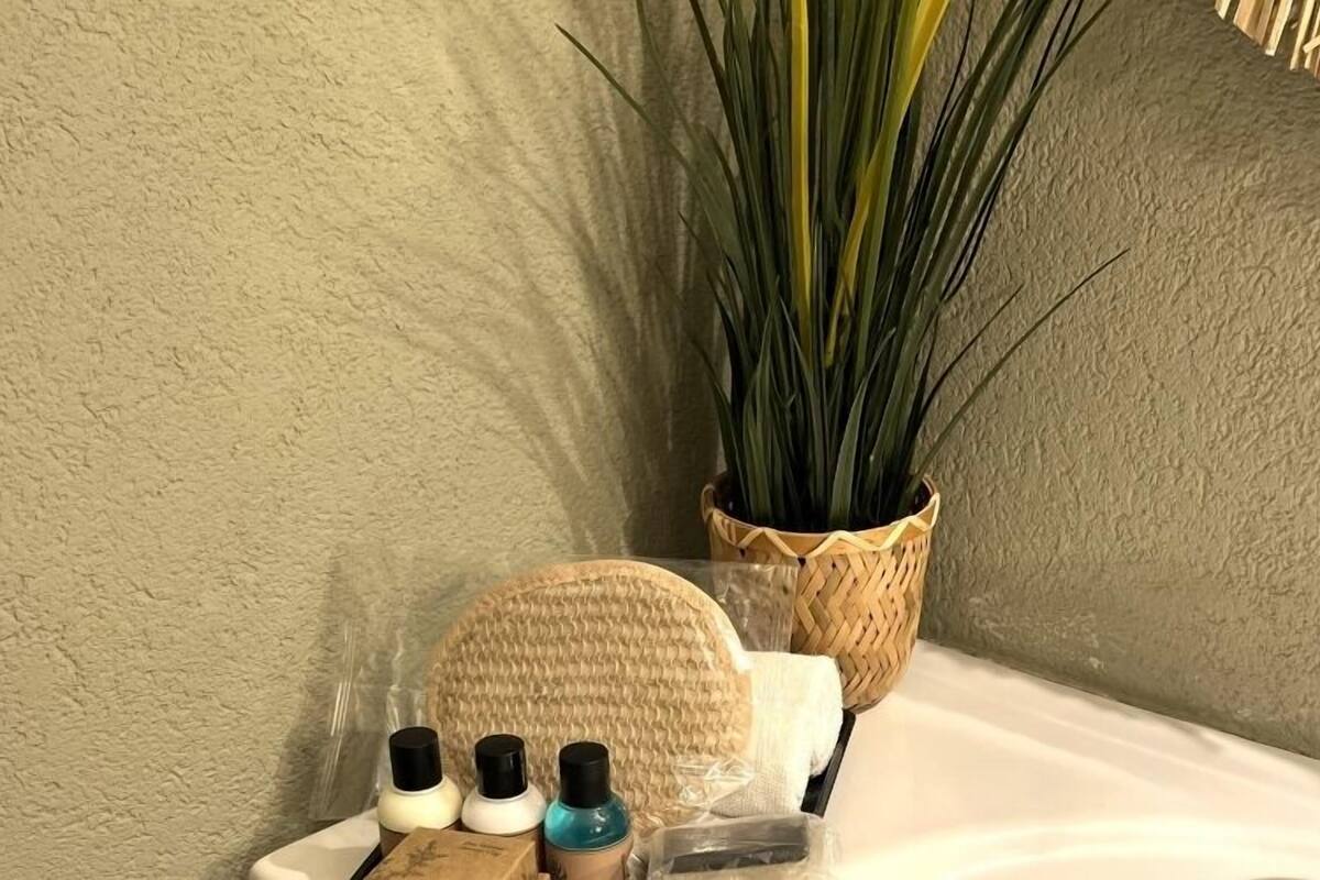 economy double room, 1 bedroom | 2 bedrooms, premium bedding, free minibar, laptop workspace