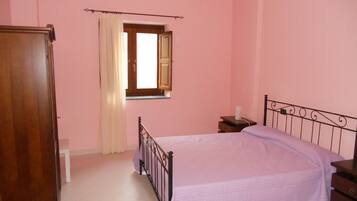 Doppelzimmer | Kostenloses WLAN, Bettwäsche