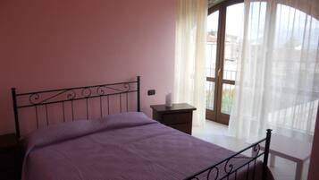 Dobbeltværelse | Gratis Wi-Fi, sengetøj