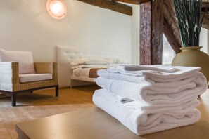 Standaard appartement, 2 slaapkamers, terras (check-in online) | Kamervoorziening