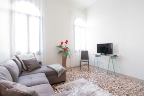 Apartment, 3 Schlafzimmer (check-in online) | Wohnbereich