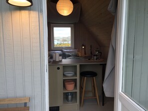 Individually decorated, individually furnished, cribs/infant beds, WiFi - Dancamps Nordsø (Hvide Sande)