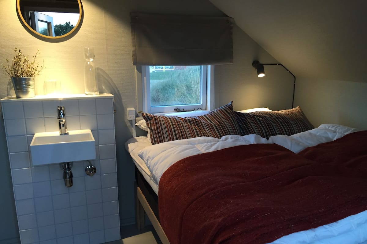 Chambre Double, salle de bains commune (Linen Excluded) | Décoration personnalisée, ameublement personnalisé