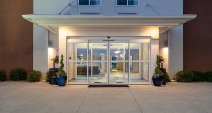 Candlewood Suites Auburn by IHG