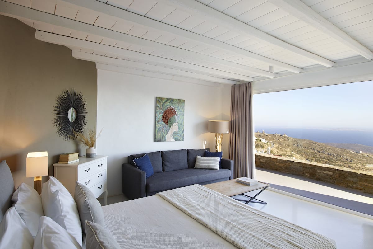 Outdoor Hot Tub, Suite, Sea View | 1 bedroom, premium bedding, pillowtop beds, in-room safe