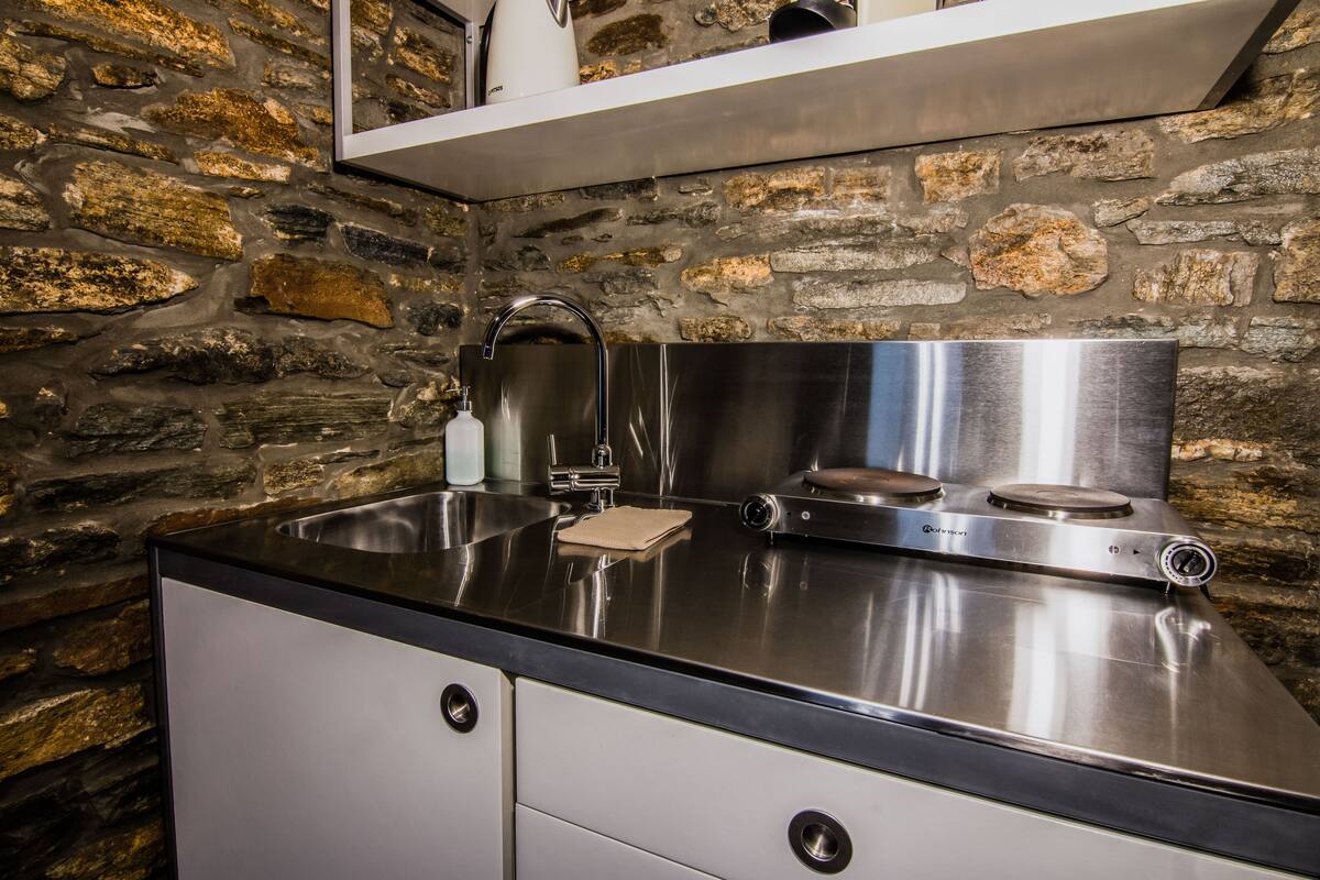 cave suite 2 bedroom sea view | private kitchen | espresso maker, coffee/tea maker