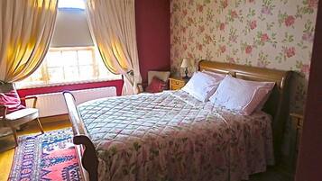 Individually decorated, individually furnished, free WiFi