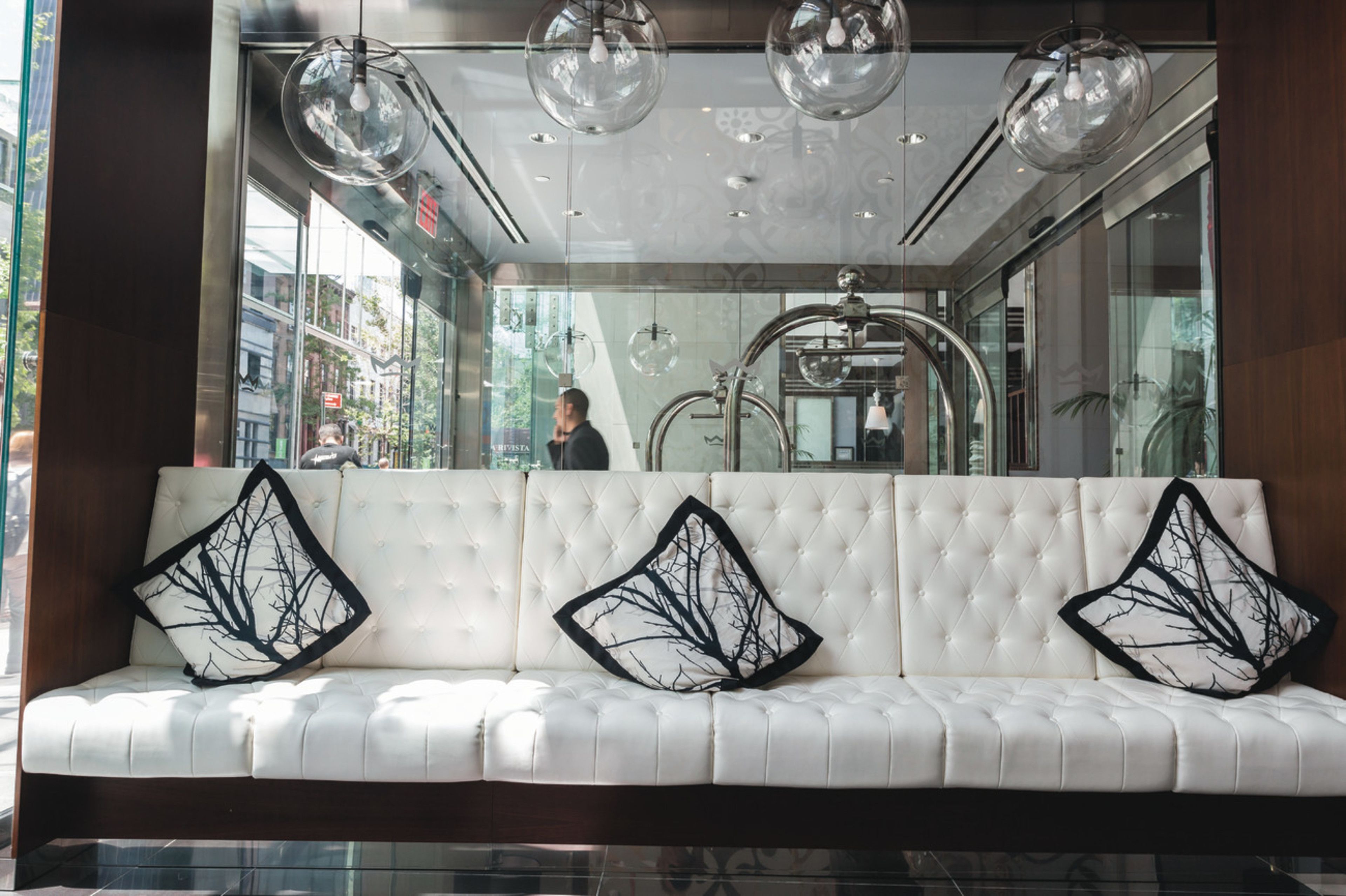 ロビー応接スペース