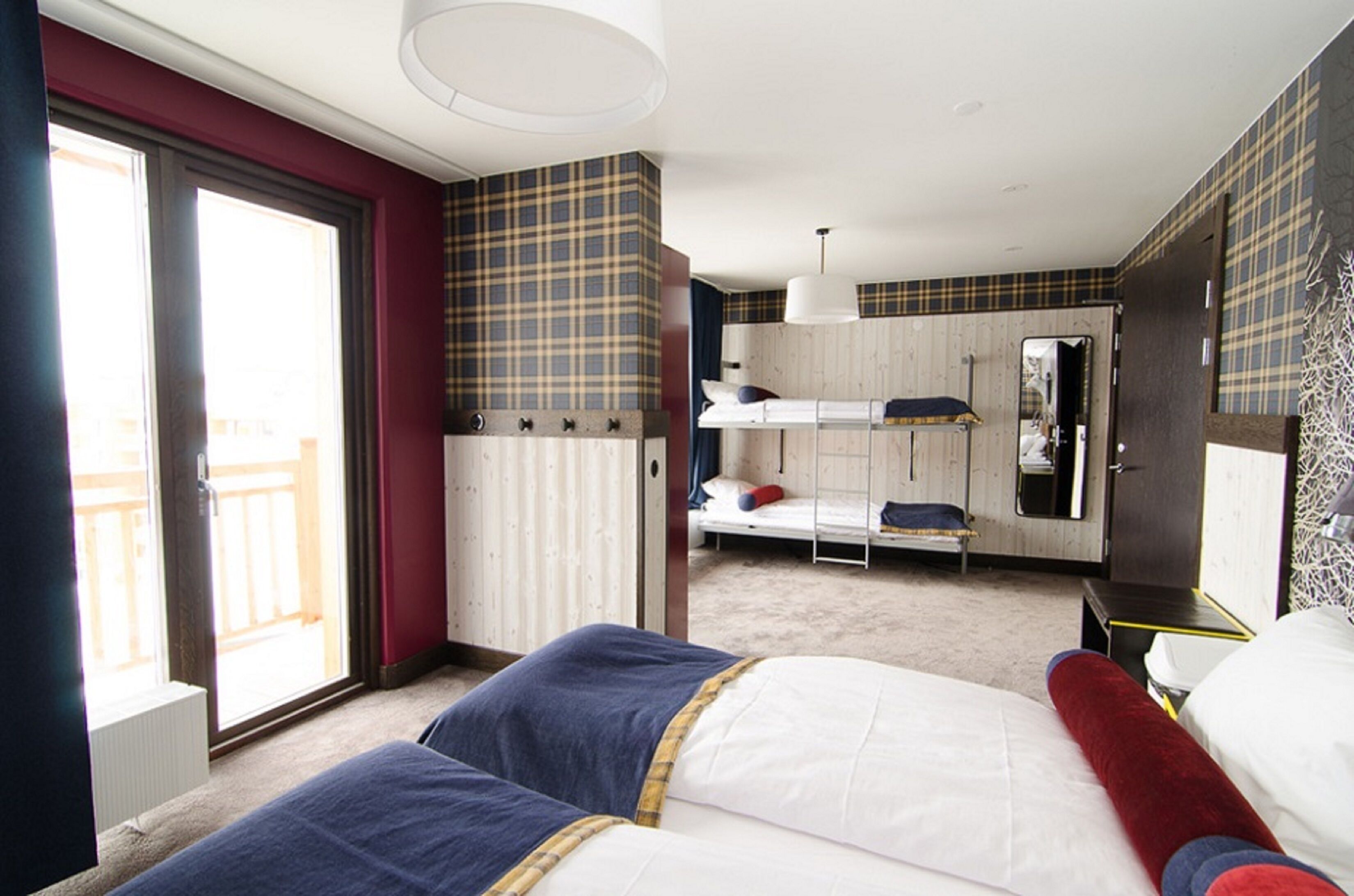 in-room safe, individually decorated, individually furnished, desk