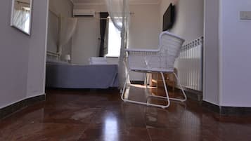 Superior Double Room, Terrace | Premium bedding, desk, iron/ironing board, cribs/infant beds