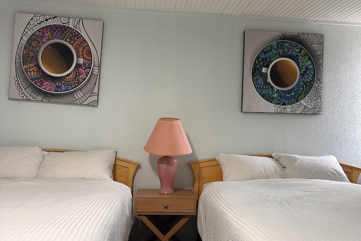 Standard Room, 2 Double Beds, Kitchen