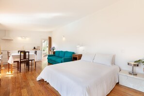 Monolocale Superior, angolo cottura, lato piscina | 1 camera, biancheria in cotone egiziano