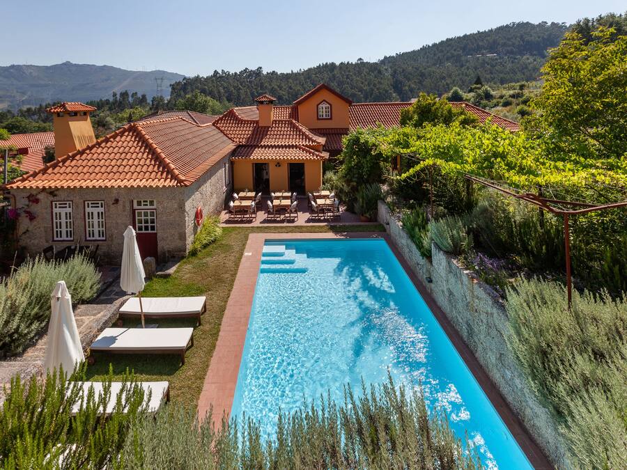 Fachada de la propiedad