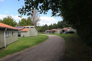 Cabin, Shared Bathroom (Linen Excluded) | Property grounds - Dancamps Hampen (Hampen)