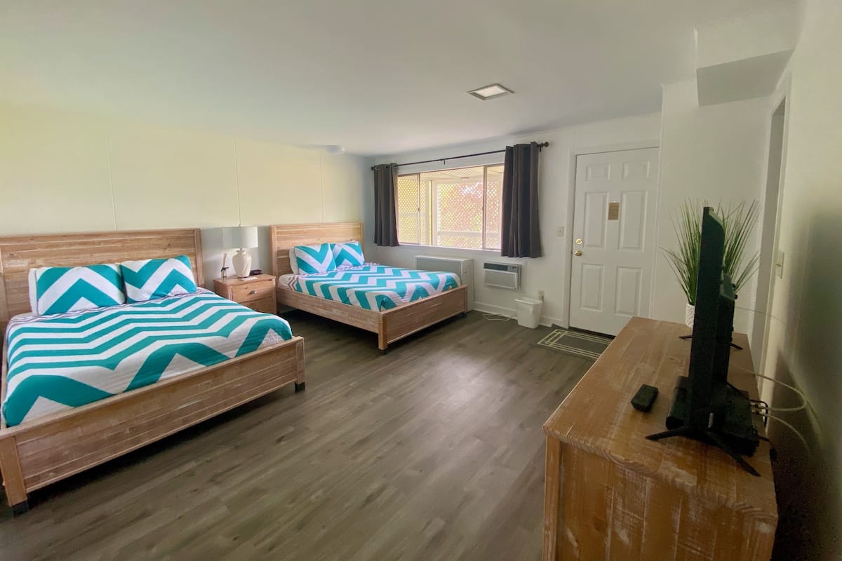 Standard Room, 2 Queen Beds, Motor Lodge