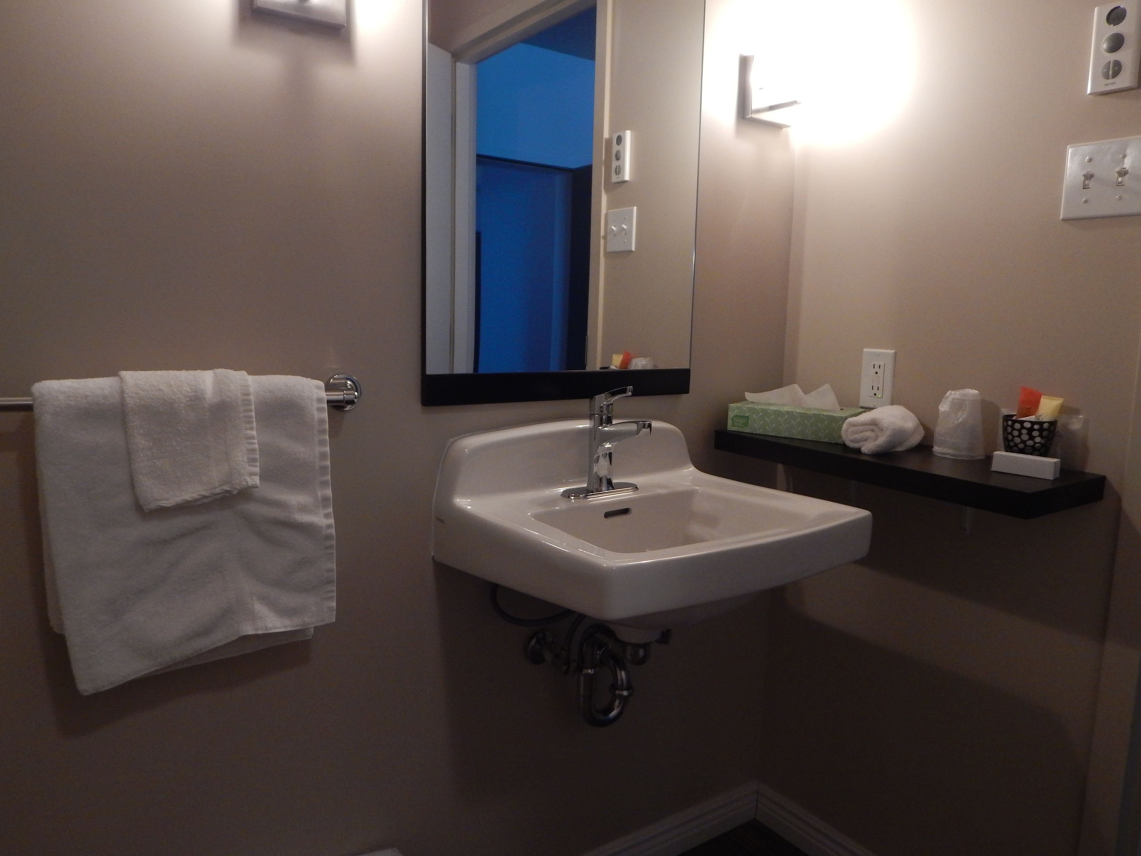 superior room, 1 queen bed, accessible (hotel) | bathroom sink