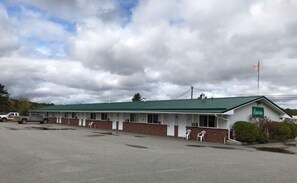 Exterior - Winsome Inn (St. Stephen)