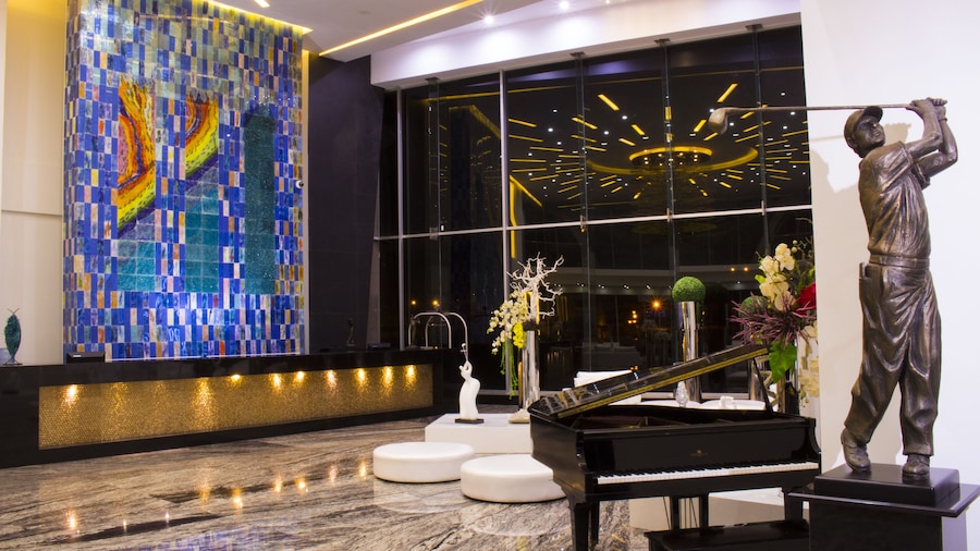 Punta Diamante Premium Hotel