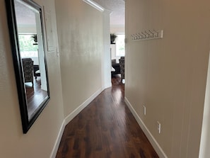 Private Apartment, 2 Bedroom, 2 Bathroom, Full Kitchen, Unit 6, Arctic Fox Vacation Rentals | Living area | Smart TV